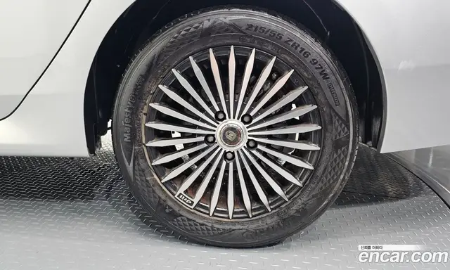 Renault (Samsung) SM5 2015 2.0 автомат (гидро), миниатюра 7 Renault (Samsung) SM5 2015 2.0 автомат (гидро), миниатюра 7