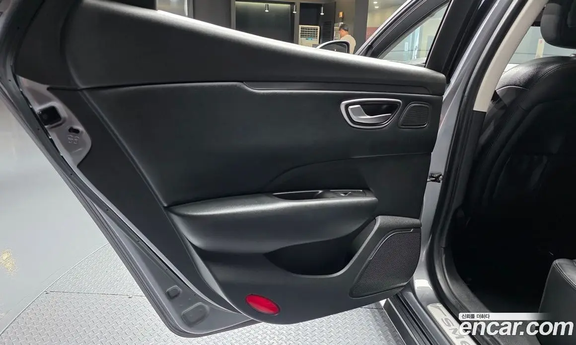 Renault (Samsung) SM6 2016 2.0 автомат (гидро), фото 14 Renault (Samsung) SM6 2016 2.0 автомат (гидро), фото 14