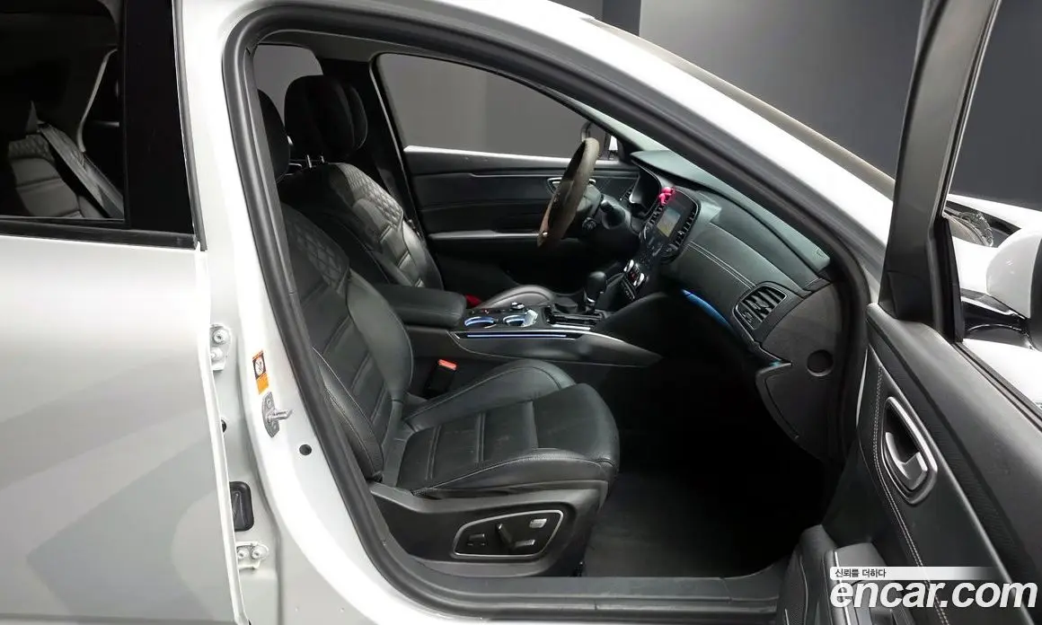 Renault (Samsung) SM6 2020 1.3 автомат (гидро), фото 17 Renault (Samsung) SM6 2020 1.3 автомат (гидро), фото 17