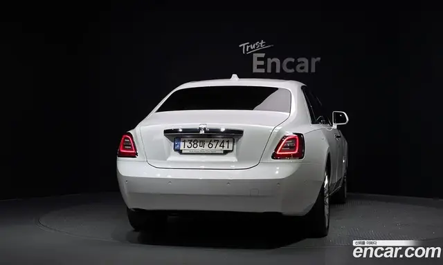 Rolls-Royce Ghost 2021 6.7 автомат (гидро), миниатюра 4 Rolls-Royce Ghost 2021 6.7 автомат (гидро), миниатюра 4