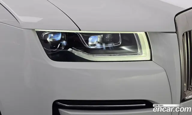 Rolls-Royce Ghost 2021 6.7 автомат (гидро), миниатюра 8 Rolls-Royce Ghost 2021 6.7 автомат (гидро), миниатюра 8