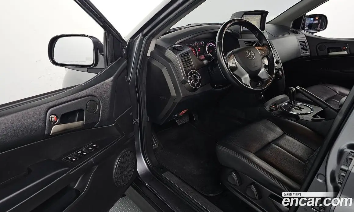 SsangYong Korando 2015 2.0 автомат (гидро), фото 13