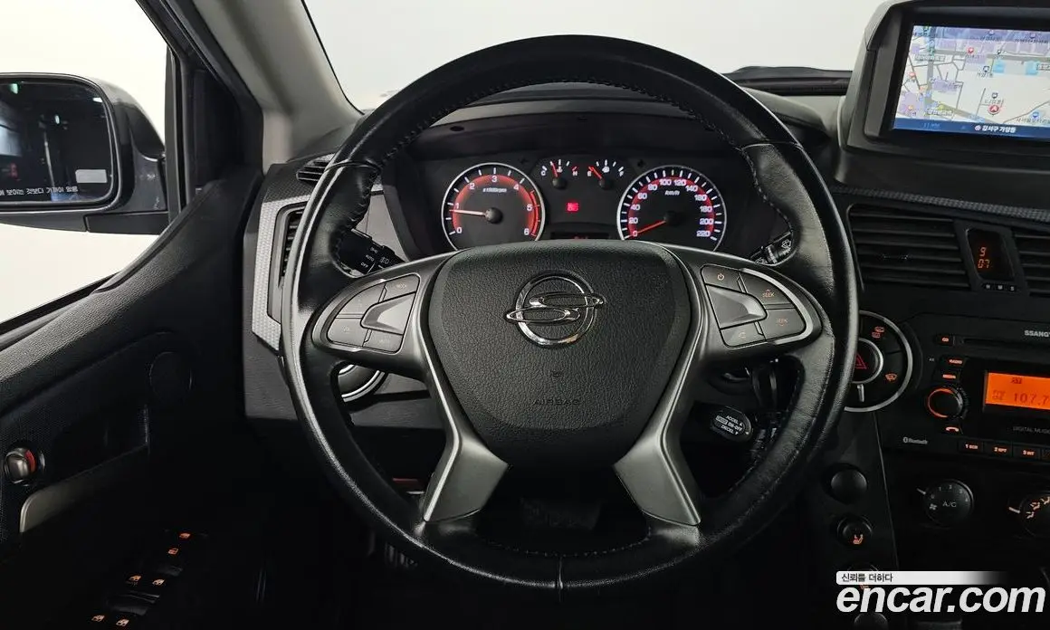SsangYong Korando 2015 2.0 автомат (гидро), фото 19
