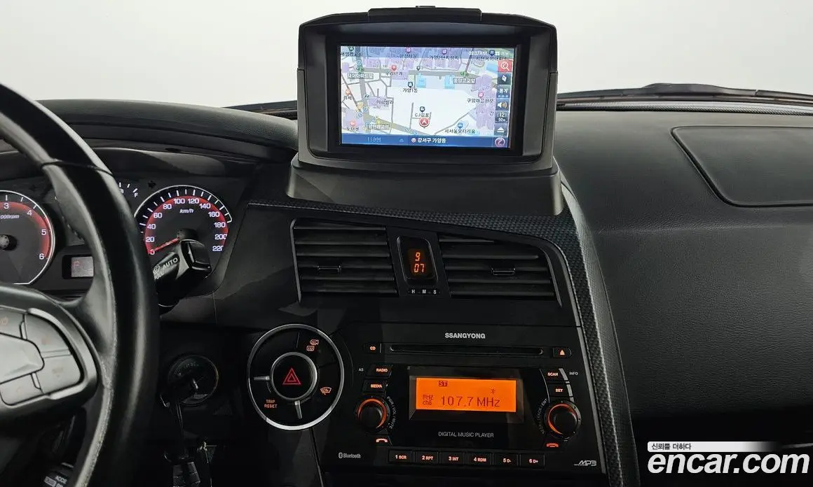 SsangYong Korando 2015 2.0 автомат (гидро), фото 20