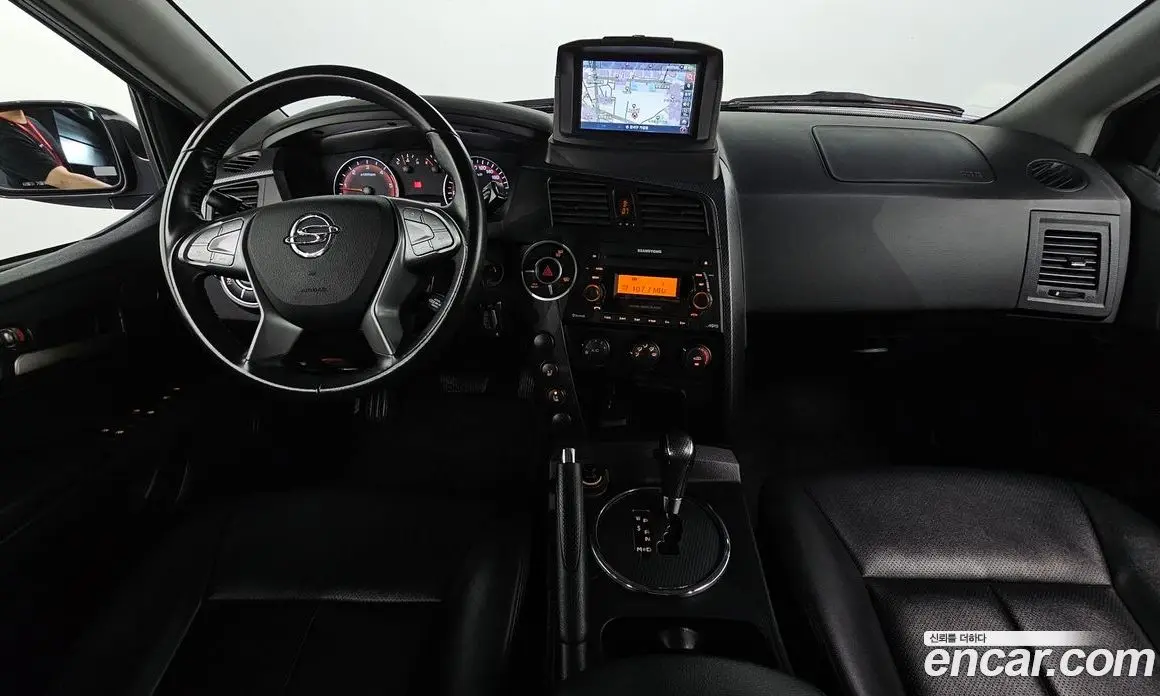 SsangYong Korando 2015 2.0 автомат (гидро), фото 10