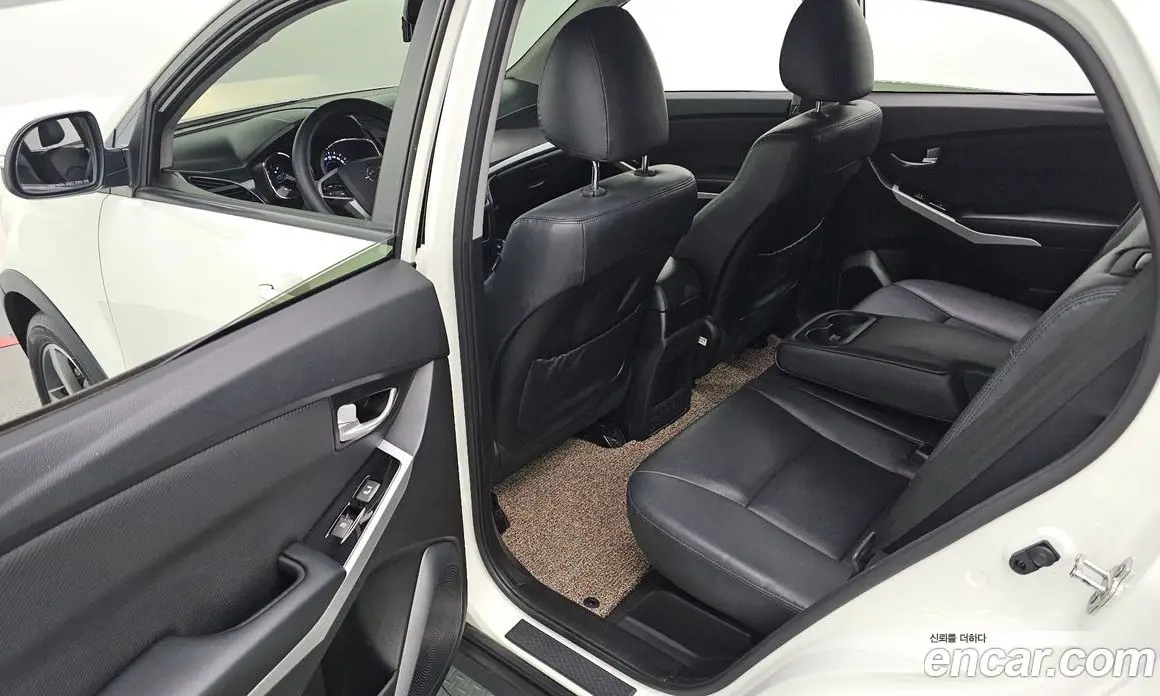 SsangYong Korando 2017 2.2 автомат (гидро), фото 16 SsangYong Korando 2017 2.2 автомат (гидро), фото 16