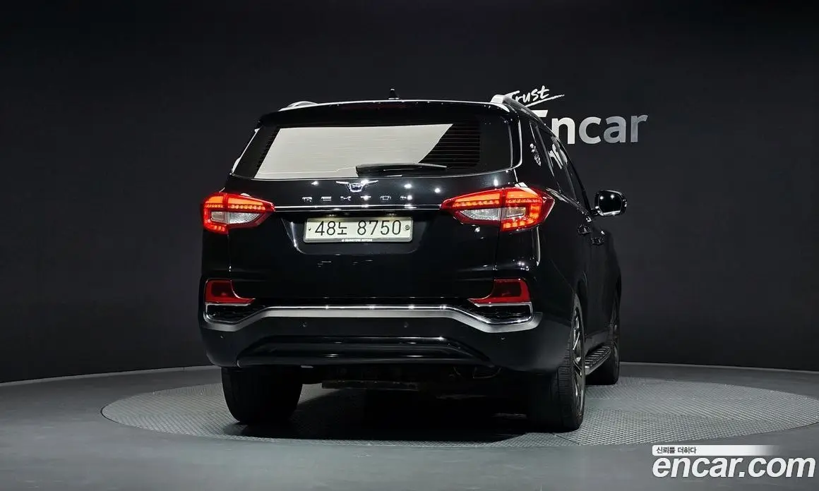 SsangYong Rexton 2017 2.2 автомат (гидро), фото 4 SsangYong Rexton 2017 2.2 автомат (гидро), фото 4