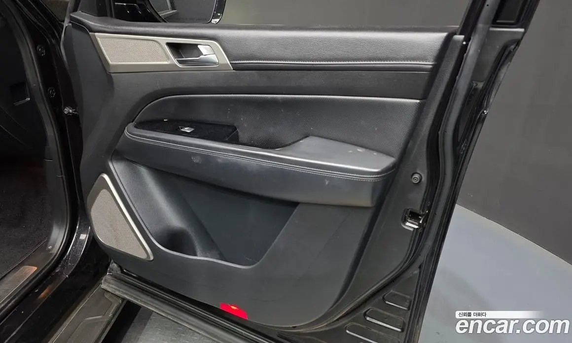 SsangYong Rexton 2018 2.2 автомат (гидро), фото 14
