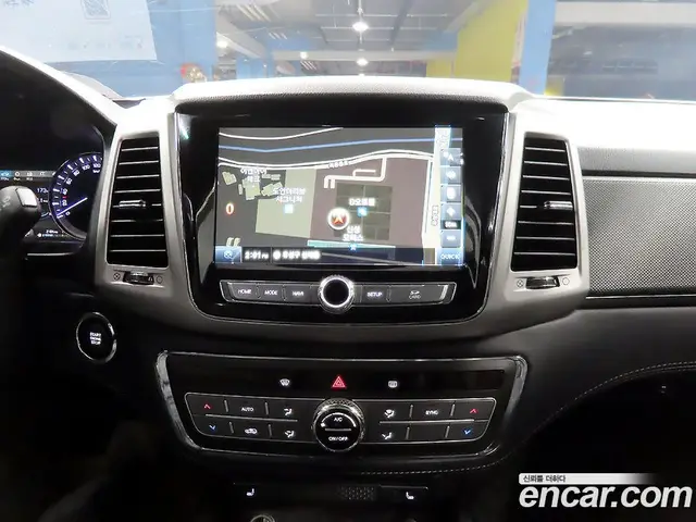 SsangYong Rexton 2019 2.2 автомат (гидро), миниатюра 12