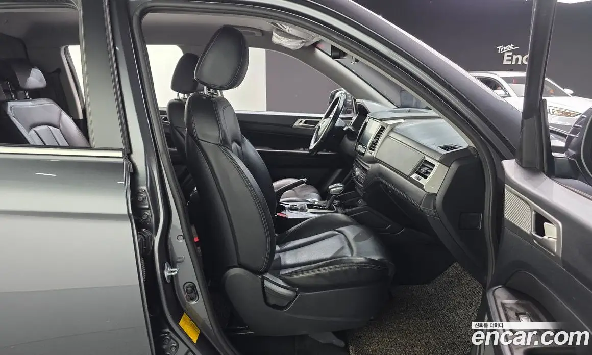 SsangYong Rexton 2019 2.2 автомат (гидро), фото 17