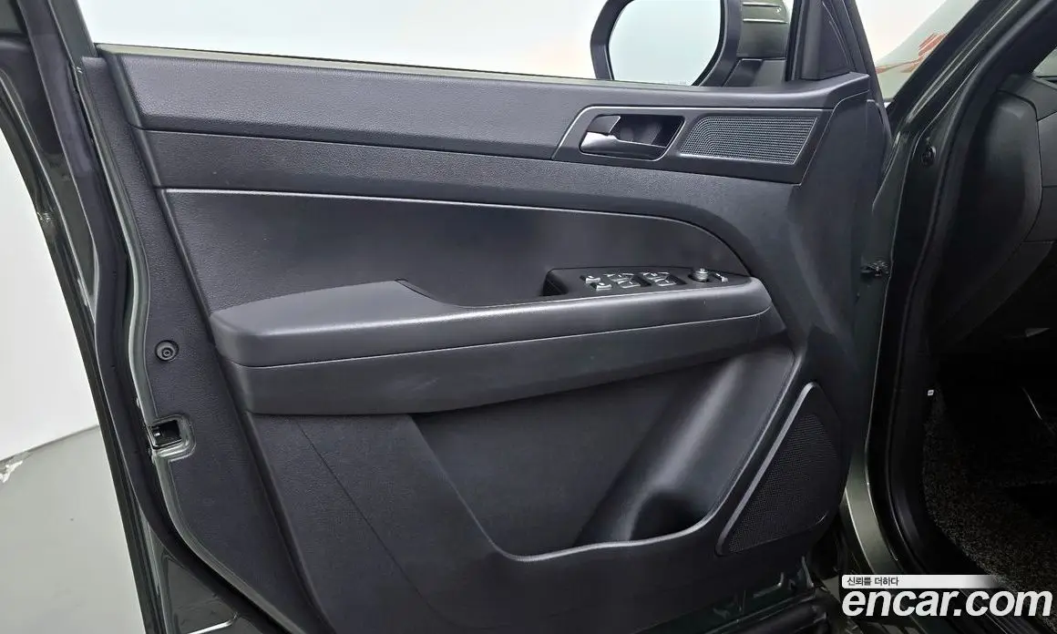 SsangYong Rexton 2021 2.2 автомат (гидро), фото 14