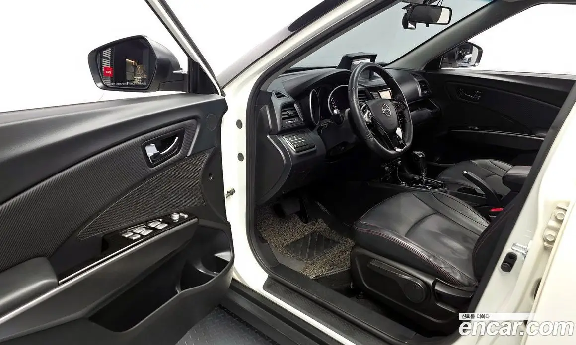 SsangYong TIBOLI 2016 1.6 автомат (гидро), фото 13 SsangYong TIBOLI 2016 1.6 автомат (гидро), фото 13