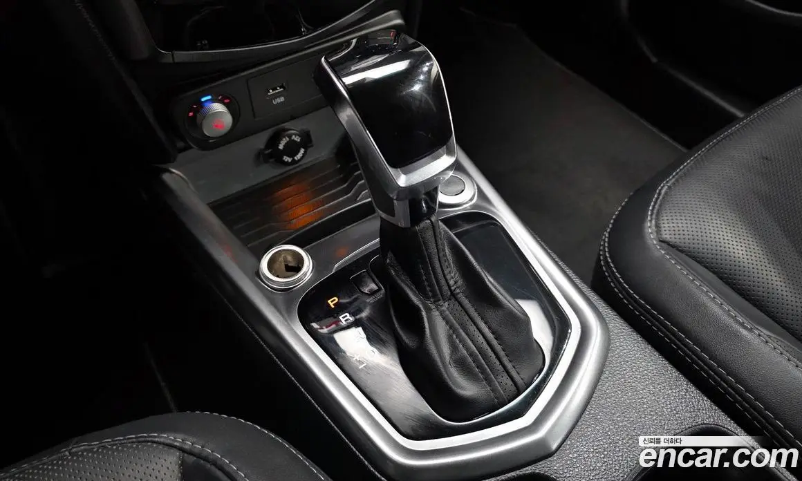 SsangYong TIBOLI 2018 1.6 автомат (гидро), фото 12 SsangYong TIBOLI 2018 1.6 автомат (гидро), фото 12