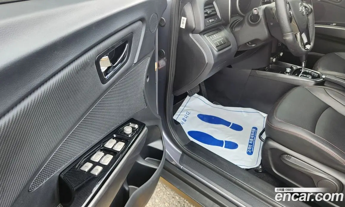 SsangYong TIBOLI 2018 1.6 автомат (гидро), фото 13