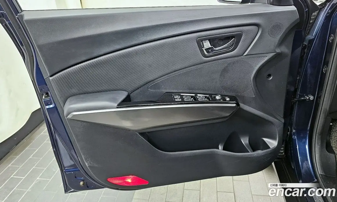 SsangYong TIBOLI 2020 1.5 автомат (гидро), фото 14 SsangYong TIBOLI 2020 1.5 автомат (гидро), фото 14