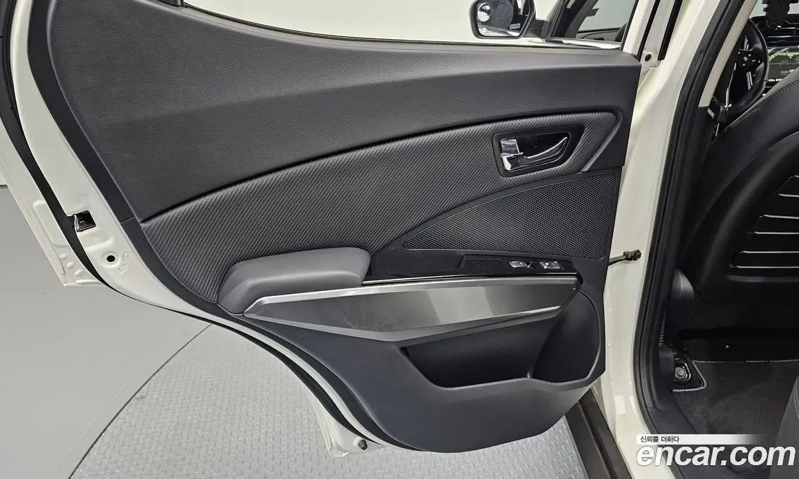 SsangYong TIBOLI 2021 1.5 автомат (гидро), фото 15 SsangYong TIBOLI 2021 1.5 автомат (гидро), фото 15