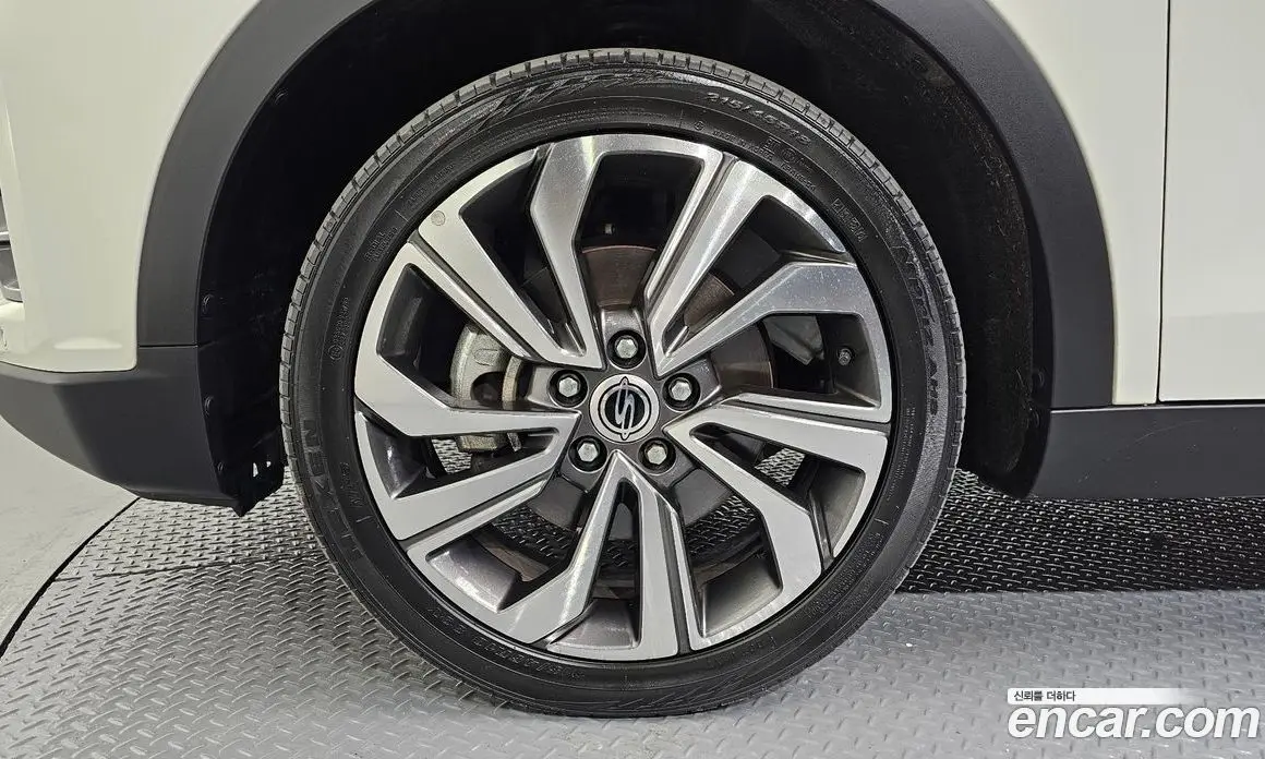 SsangYong TIBOLI 2021 1.5 автомат (гидро), фото 5 SsangYong TIBOLI 2021 1.5 автомат (гидро), фото 5