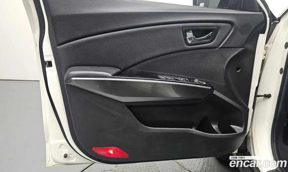 SsangYong TIBOLI 2022 1.5 автомат (гидро), фото 14