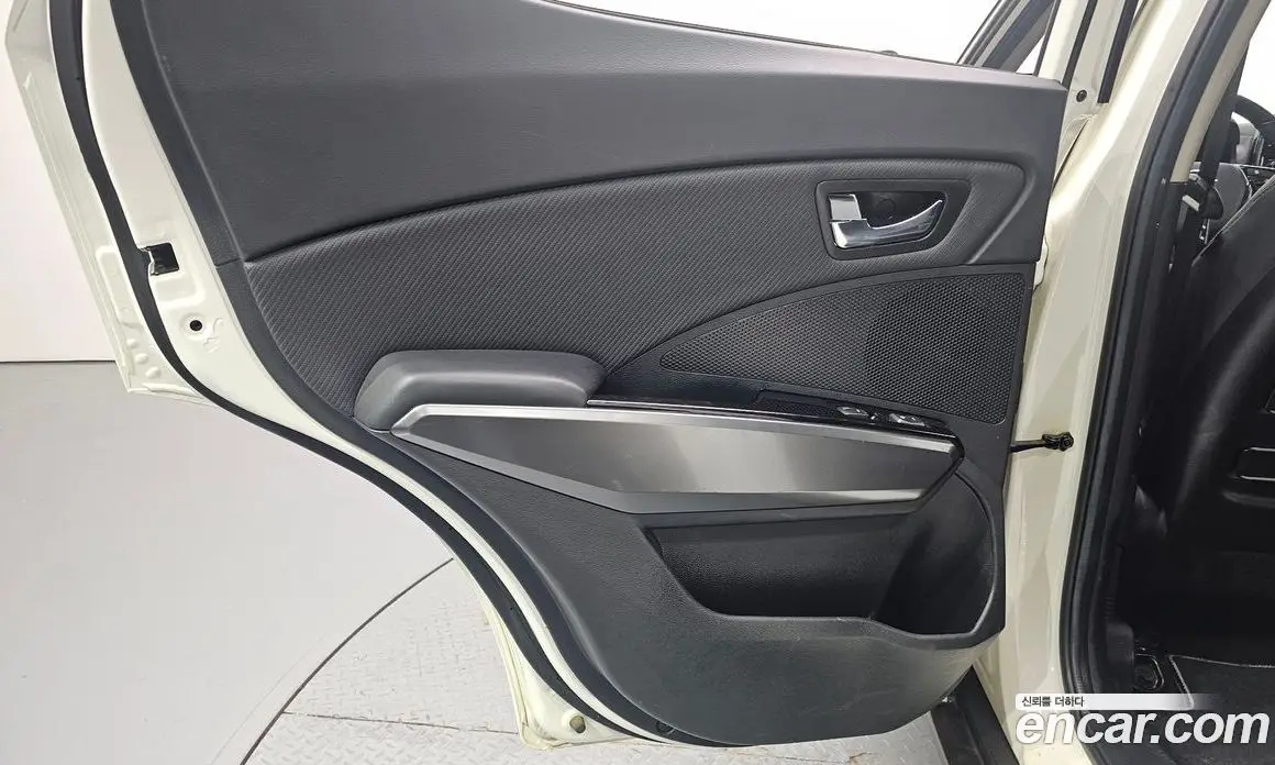 SsangYong TIBOLI 2022 1.5 автомат (гидро), фото 15