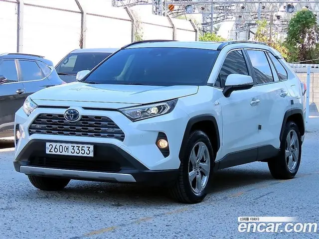 Toyota RAV4, 2019, 53 600 км Toyota RAV4, 2019, 53 600 км