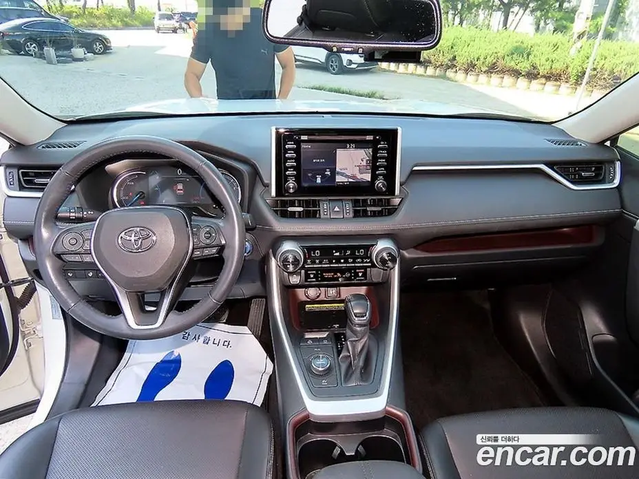 Toyota RAV4 2019 2.5 автомат (гидро), фото 7 Toyota RAV4 2019 2.5 автомат (гидро), фото 7