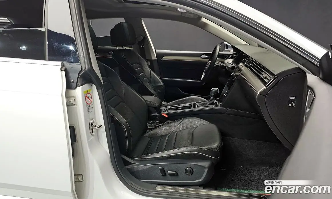 Volkswagen Arteon 2019 2.0 автомат (гидро), фото 16 Volkswagen Arteon 2019 2.0 автомат (гидро), фото 16