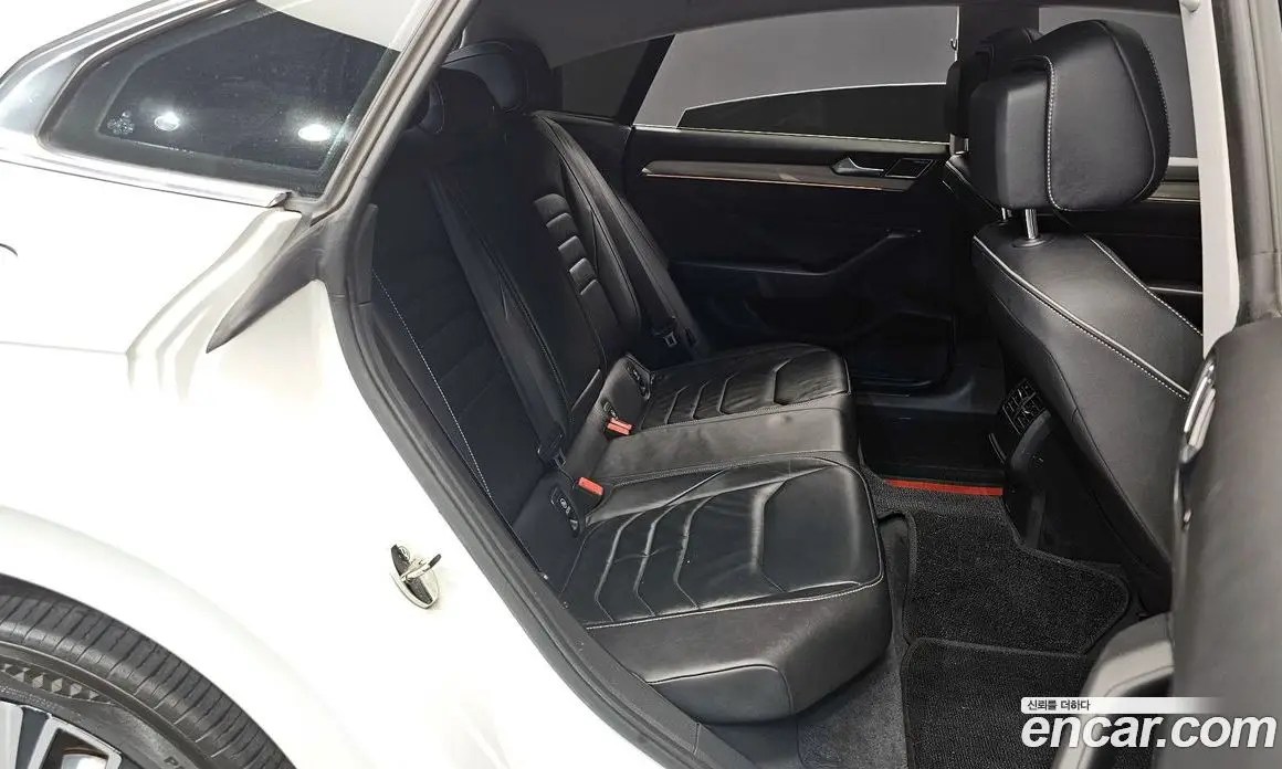 Volkswagen Arteon 2019 2.0 автомат (гидро), фото 17 Volkswagen Arteon 2019 2.0 автомат (гидро), фото 17