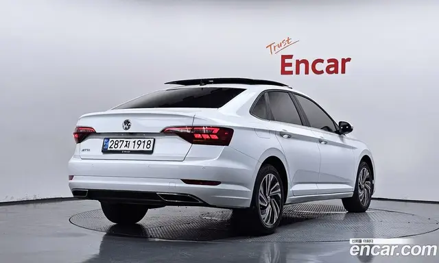 Volkswagen Jetta 2020 1.4 автомат (гидро), миниатюра 2