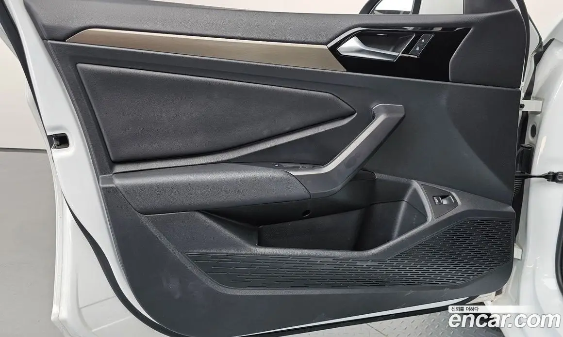Volkswagen Jetta 2020 1.4 автомат (гидро), фото 14