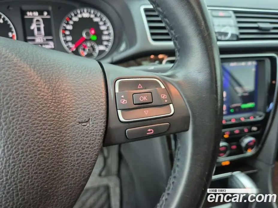 Volkswagen Passat 2014 2.0 автомат (гидро), фото 16 Volkswagen Passat 2014 2.0 автомат (гидро), фото 16