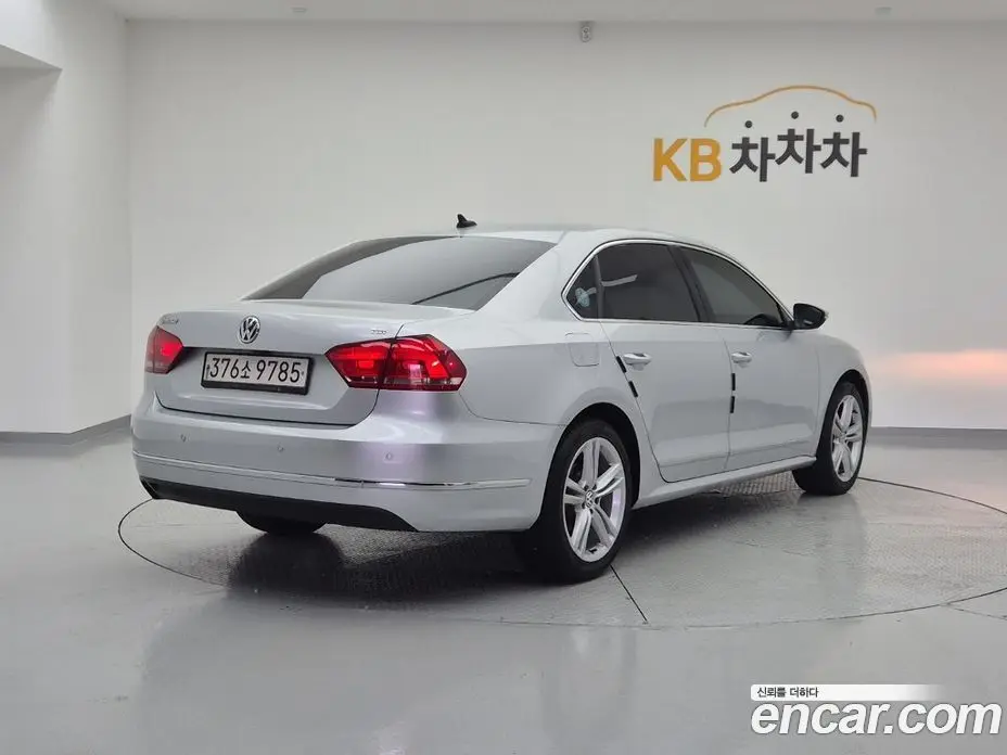 Volkswagen Passat 2014 2.0 автомат (гидро), фото 4 Volkswagen Passat 2014 2.0 автомат (гидро), фото 4