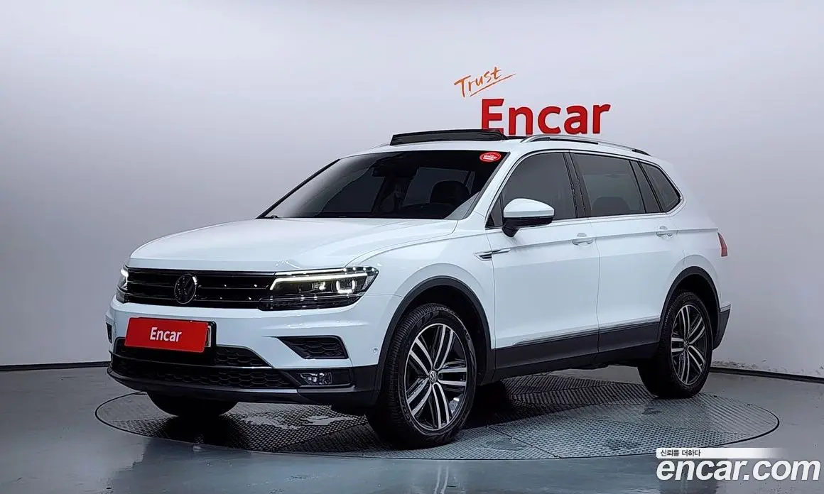Volkswagen Tiguan 2020 2.0 автомат (гидро), фото 1 Volkswagen Tiguan 2020 2.0 автомат (гидро), фото 1