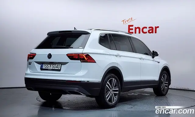 Volkswagen Tiguan 2020 2.0 автомат (гидро), миниатюра 2 Volkswagen Tiguan 2020 2.0 автомат (гидро), миниатюра 2