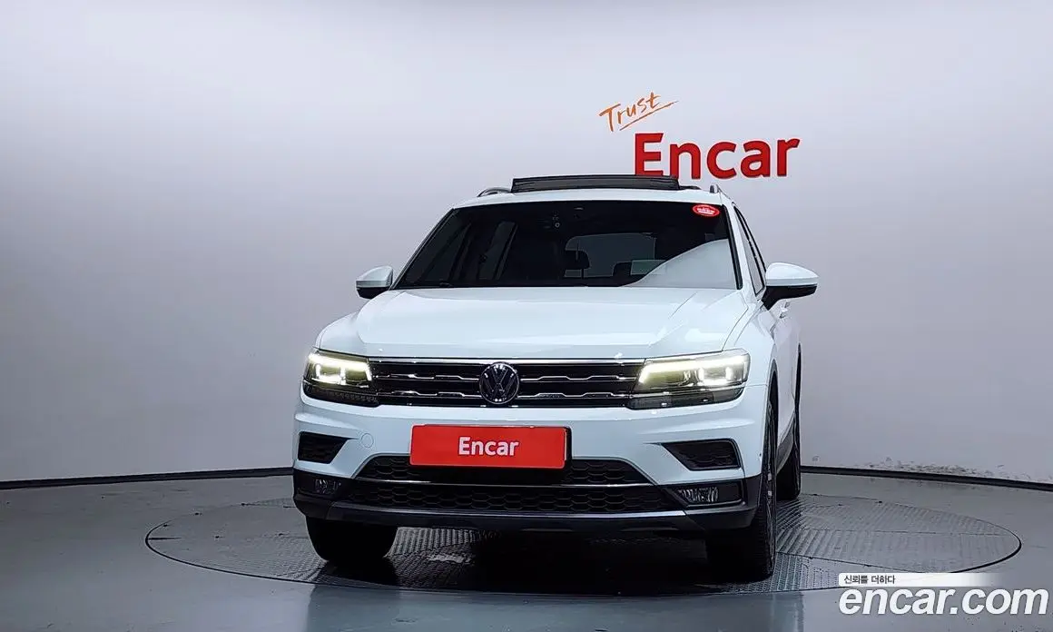 Volkswagen Tiguan 2020 2.0 автомат (гидро), фото 3 Volkswagen Tiguan 2020 2.0 автомат (гидро), фото 3