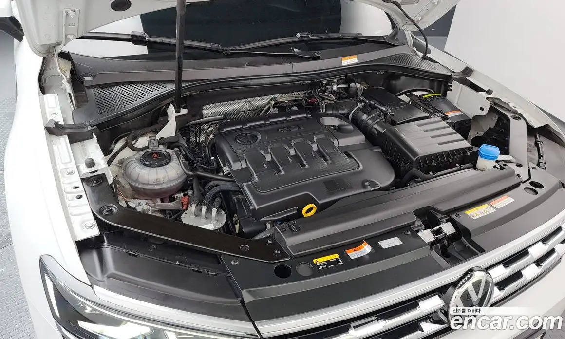Volkswagen Tiguan 2020 2.0 автомат (гидро), фото 6 Volkswagen Tiguan 2020 2.0 автомат (гидро), фото 6