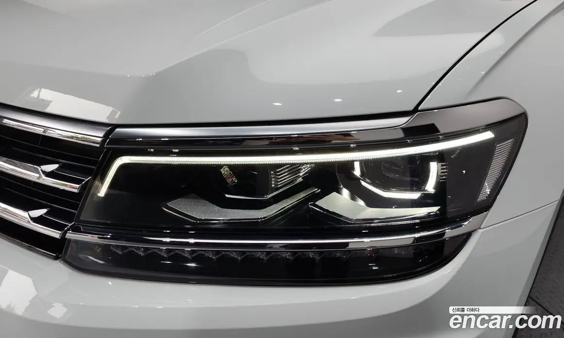 Volkswagen Tiguan 2020 2.0 автомат (гидро), фото 8 Volkswagen Tiguan 2020 2.0 автомат (гидро), фото 8