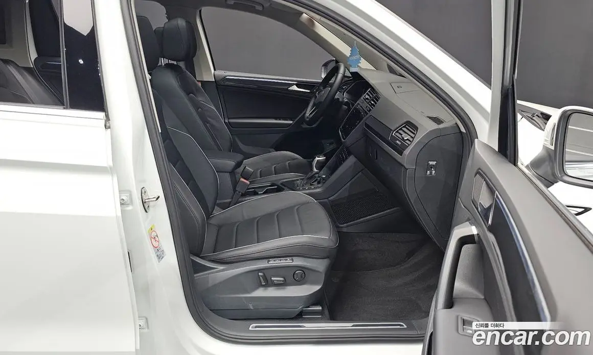 Volkswagen Tiguan 2024 2.0 автомат (гидро), фото 15 Volkswagen Tiguan 2024 2.0 автомат (гидро), фото 15
