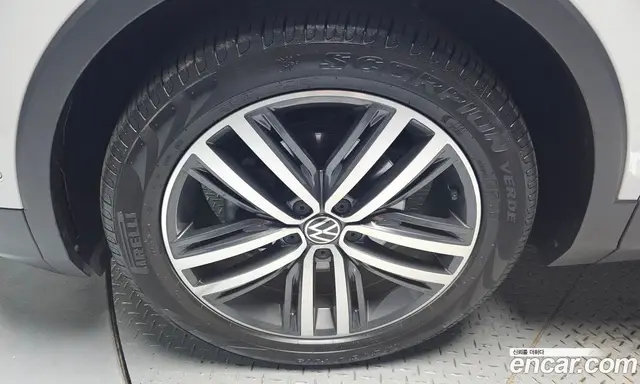 Volkswagen Tiguan 2024 2.0 автомат (гидро), миниатюра 4 Volkswagen Tiguan 2024 2.0 автомат (гидро), миниатюра 4
