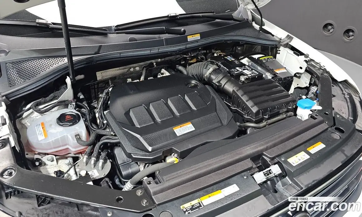 Volkswagen Tiguan 2024 2.0 автомат (гидро), фото 5 Volkswagen Tiguan 2024 2.0 автомат (гидро), фото 5