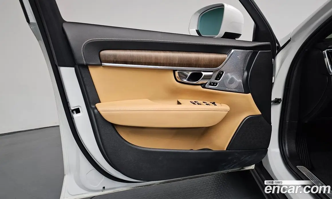 Volvo V90 2021 2.0 автомат (гидро), фото 13