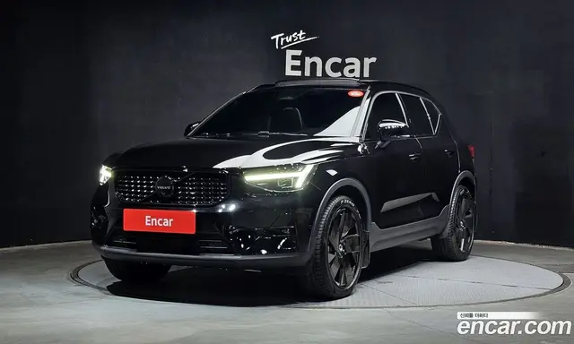 Volvo XC40, 2025, 1 359 км
