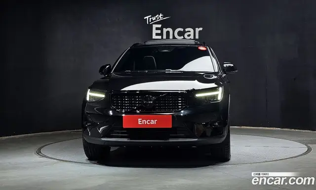 Volvo XC40 2025 2.0 автомат (гидро), миниатюра 3 Volvo XC40 2025 2.0 автомат (гидро), миниатюра 3