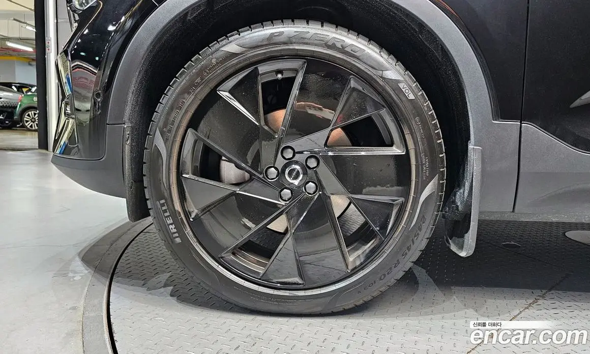 Volvo XC40 2025 2.0 автомат (гидро), фото 5 Volvo XC40 2025 2.0 автомат (гидро), фото 5