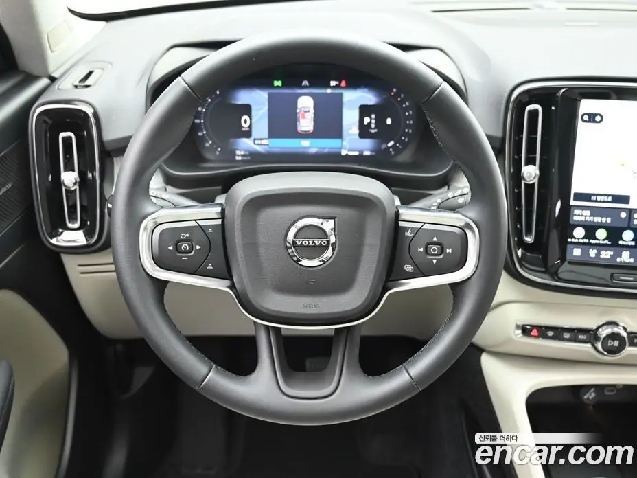 Volvo XC40 2026 2.0 автомат (гидро), фото 13 Volvo XC40 2026 2.0 автомат (гидро), фото 13