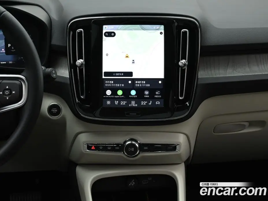 Volvo XC40 2026 2.0 автомат (гидро), фото 14 Volvo XC40 2026 2.0 автомат (гидро), фото 14
