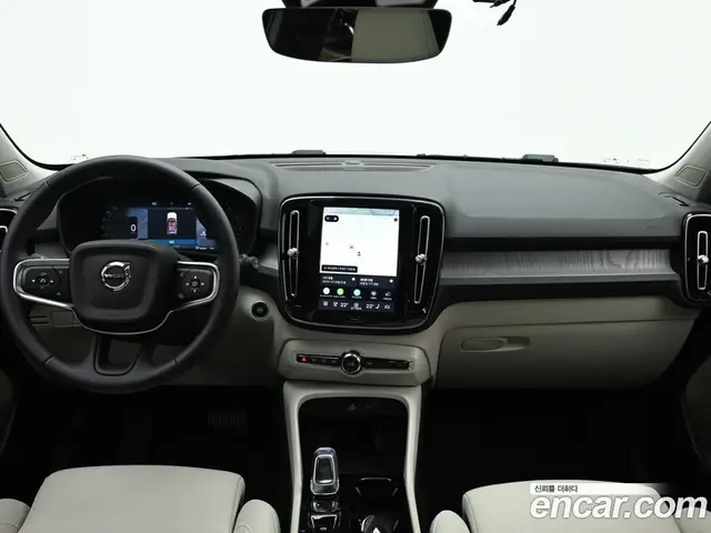 Volvo XC40 2026 2.0 автомат (гидро), миниатюра 7 Volvo XC40 2026 2.0 автомат (гидро), миниатюра 7