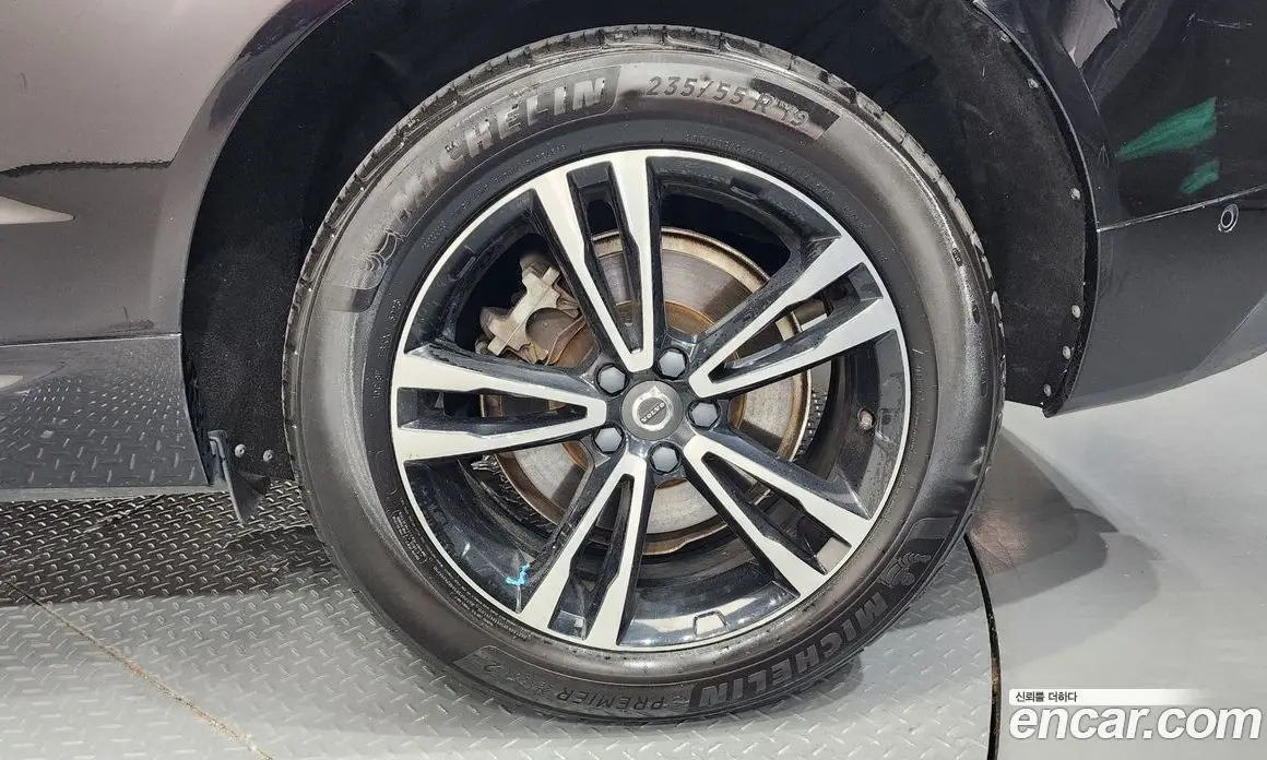 Volvo XC60 2018 2.0 автомат (гидро), фото 7 Volvo XC60 2018 2.0 автомат (гидро), фото 7