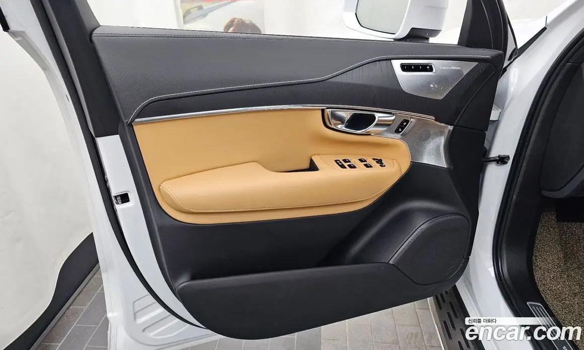 Volvo XC90 2021 2.0 автомат (гидро), фото 14