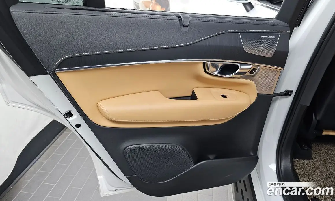 Volvo XC90 2021 2.0 автомат (гидро), фото 15