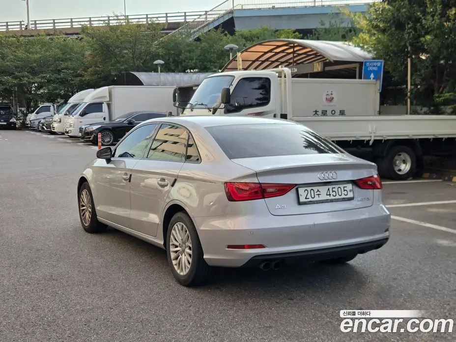 Audi A3 2014 2.0 автомат (гидро), фото 3